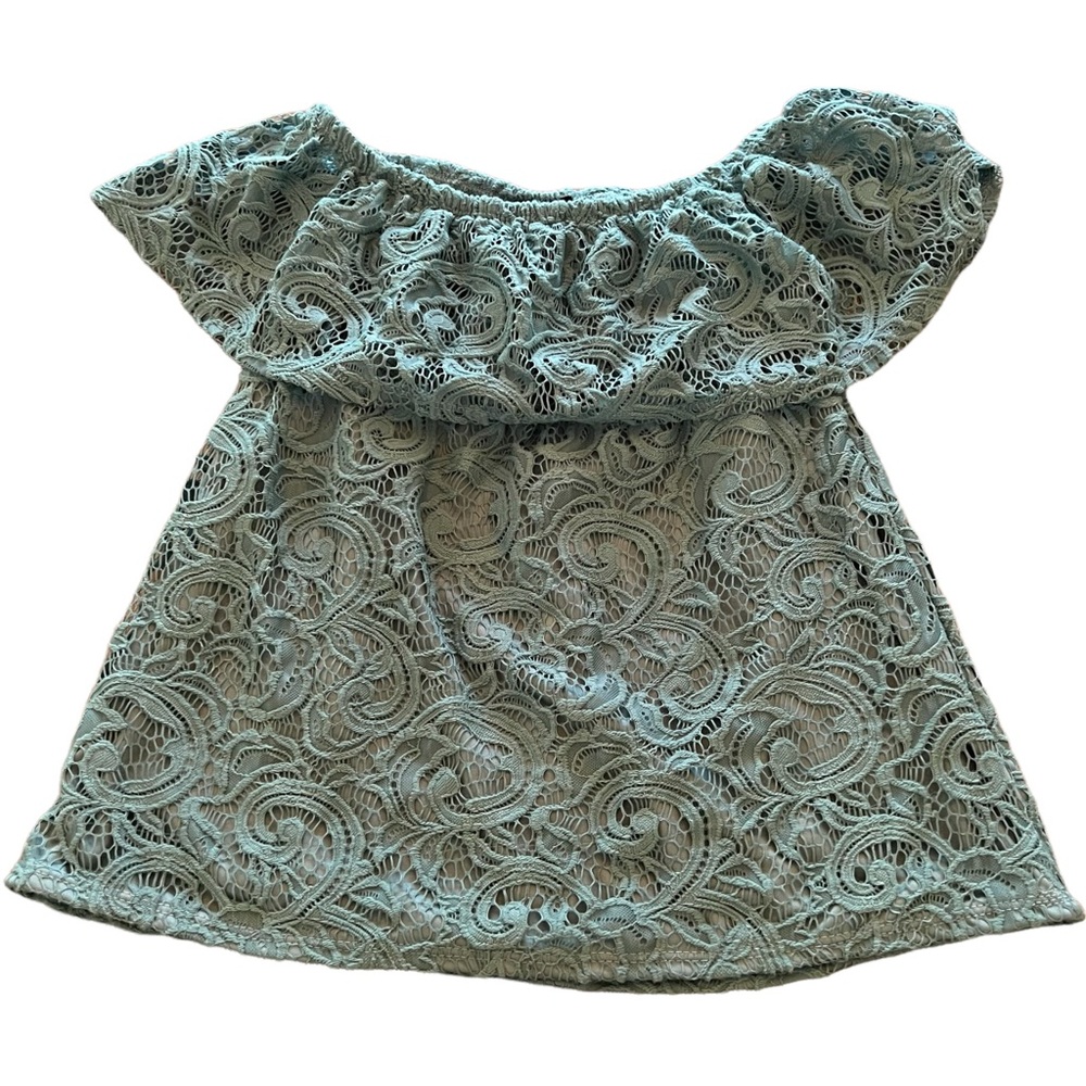TMG New York Lace Top Size Small